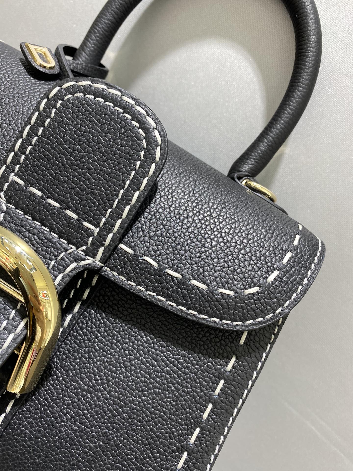 델보 브리앙 박스백 미니